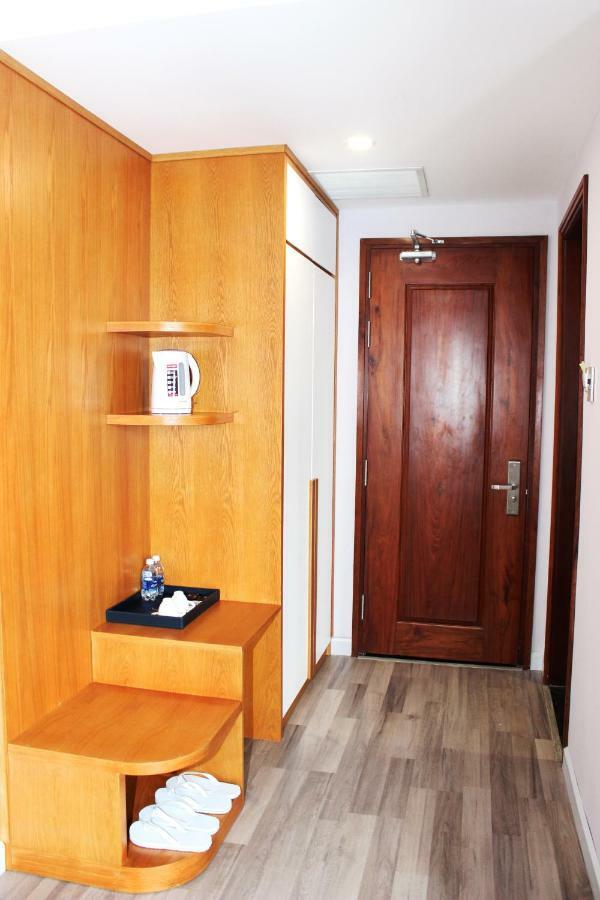 Sky Hotel Hong Ngu Екстер'єр фото