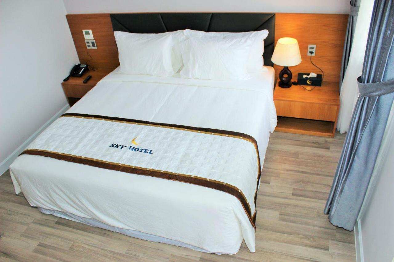 Sky Hotel Hong Ngu Екстер'єр фото