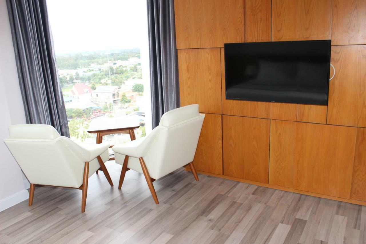 Sky Hotel Hong Ngu Екстер'єр фото